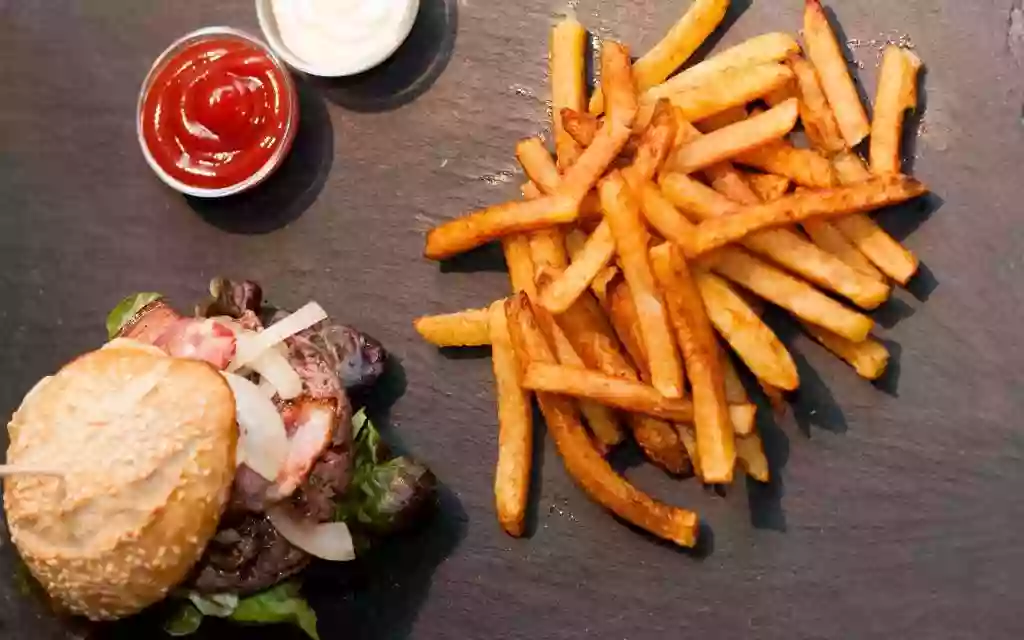 Burger - T-Me - Restaurant Murol - restaurant sympa MUROL