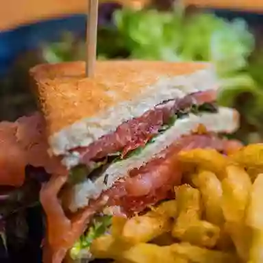 Burger - T-Me - Restaurant Murol - Soirée à thème